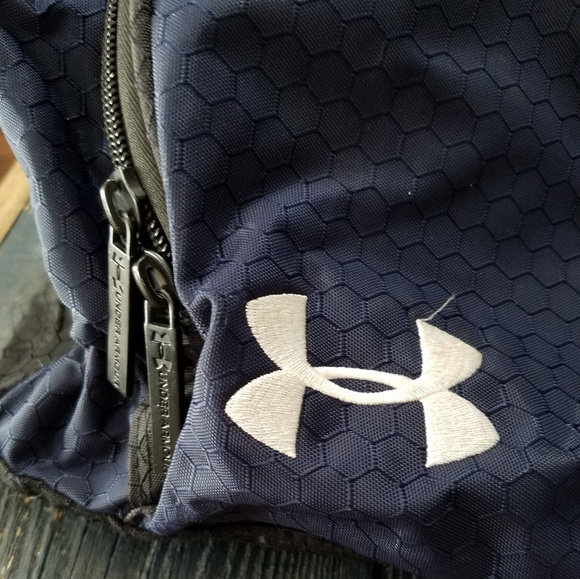 Under armor Duffel bag - Picture 2 of 3